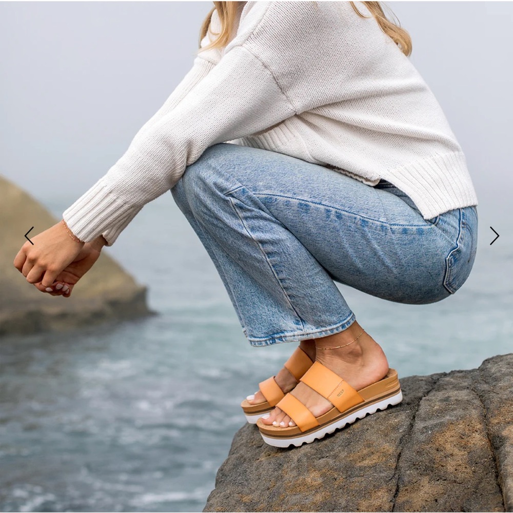 Coral reef platform sandals